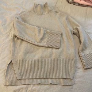 H&M sweater